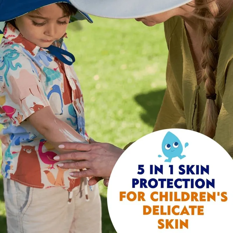 Bild 3 för NIVEA Sun Kids Protect & Sensitive Lotion SPF50+ - 200 ml