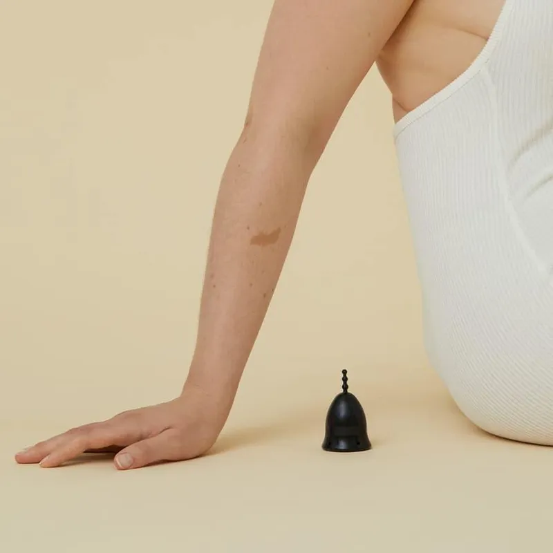 Bild 5 för Nomai Menstrual Cup Medium Black