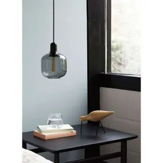 Produktfoto för Normann Copenhagen - Amp Taklampa Small Rök/Svart Normann Copenhagen