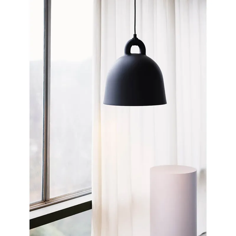 Bild 4 för Normann Copenhagen - Bell Taklampa Medium Svart Normann Copenhagen