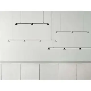 Produktfoto för Normann Copenhagen - Hat Linear Taklampa Large Black Normann Copenhagen