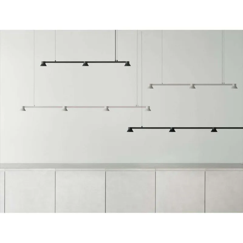 Alternativ bild 0 för Normann Copenhagen - Hat Linear Taklampa Large Black Normann Copenhagen