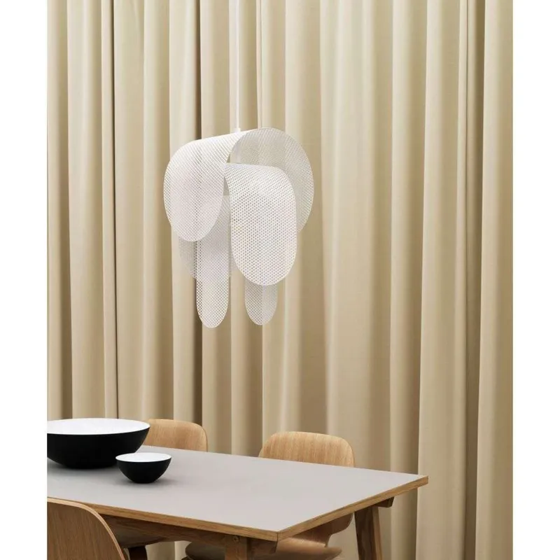 Bild 2 för Normann Copenhagen - Superpose Taklampa White Normann Copenhagen