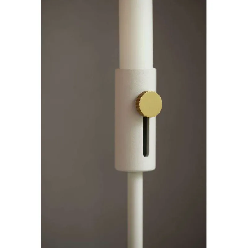 Bild 2 för Northern - Granny Candle Holder H32,5 White