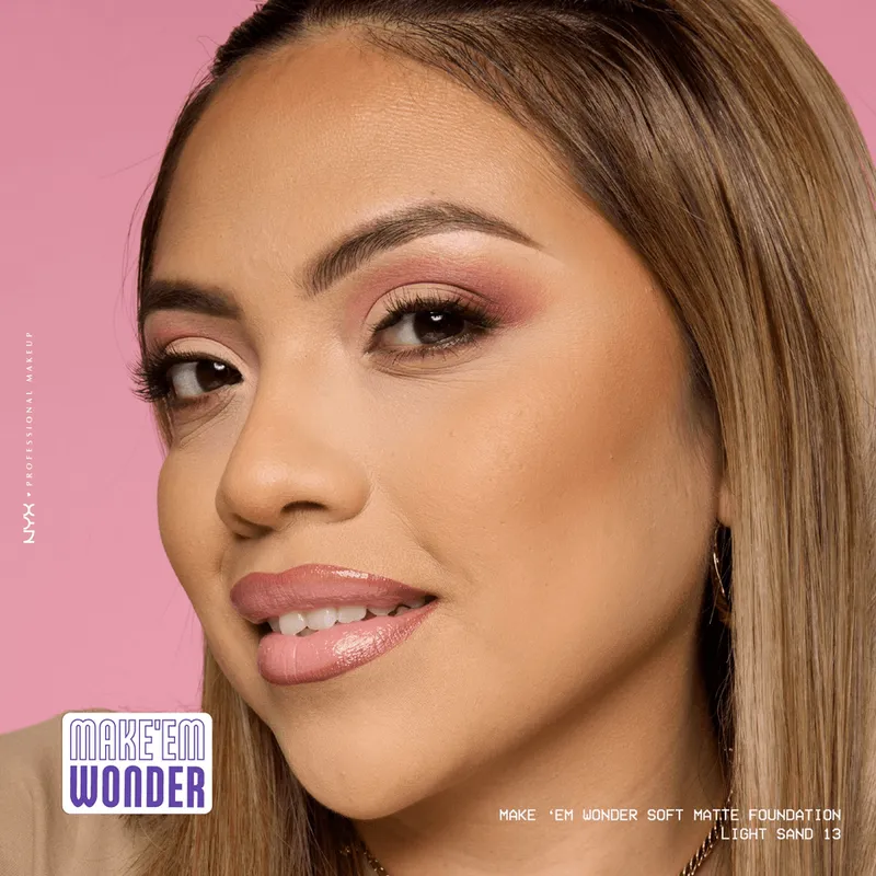 Bild 8 för NYX PROFESSIONAL MAKEUP Make Em Wonder Foundation 13 Light Sand