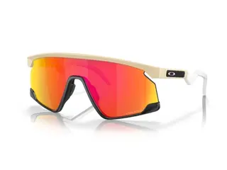 Produktfoto för Oakley Bxtr Dsrttan/MT BlkW/ Prizm Ruby