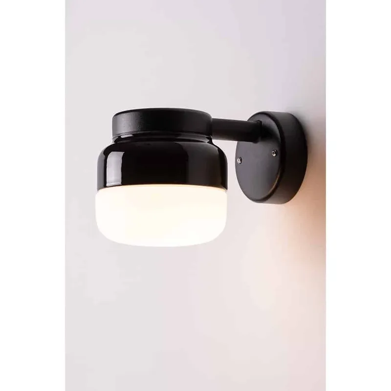 Bild 2 för Ohm Wall Vägglampa LED G9 Svart 100/150 Opalglas IP44