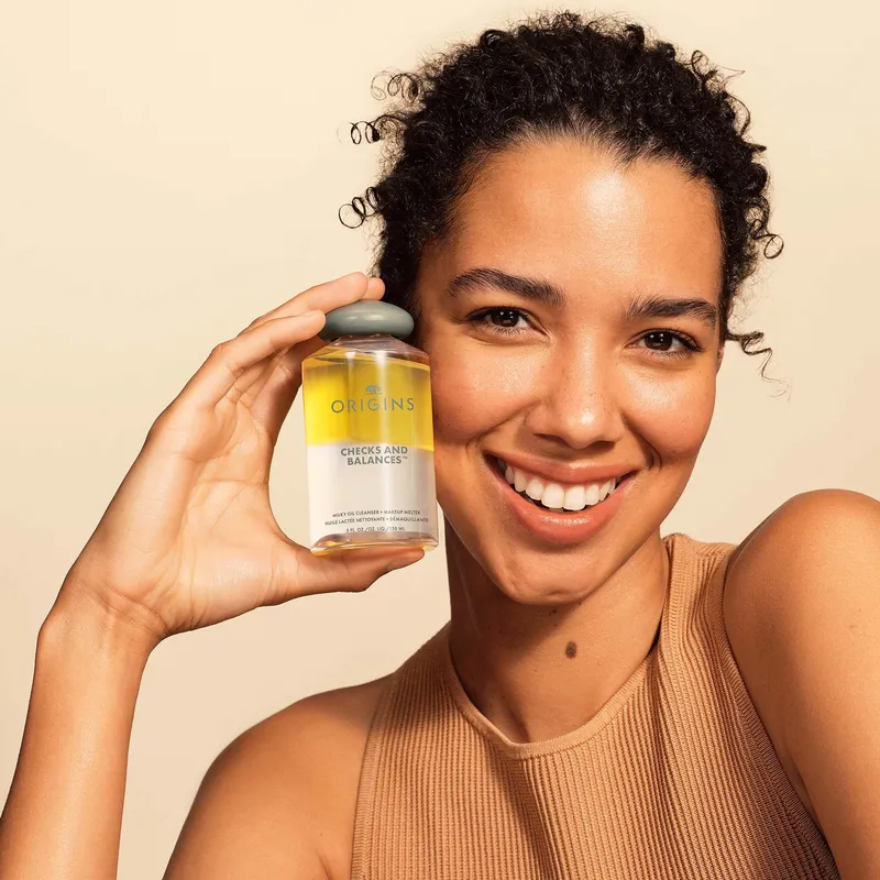 Bild 2 för Origins Checks and Balances Milky Oil Cleanser + Makeup Melter 150 ml
