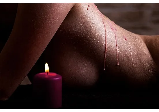 Alternativ bild 0 för Ouch! Wax Play Candle - Rose Scented