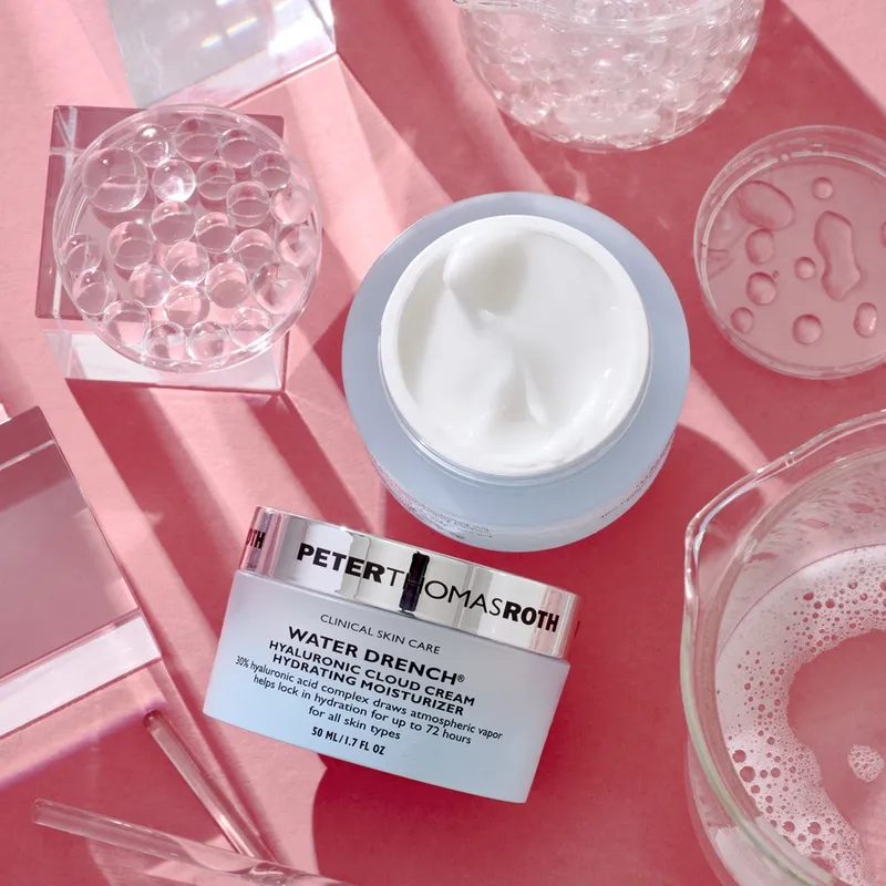 Bild 6 för Peter Thomas Roth Water Drench Cloud Cream 50 ml