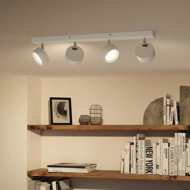 Bild 1 för Philips Bracia tak-/väggspotlight 4 x, Nedtryckbar spotlight, LED, 2700 K, 2200 LM, 220 - 240 V, Vit