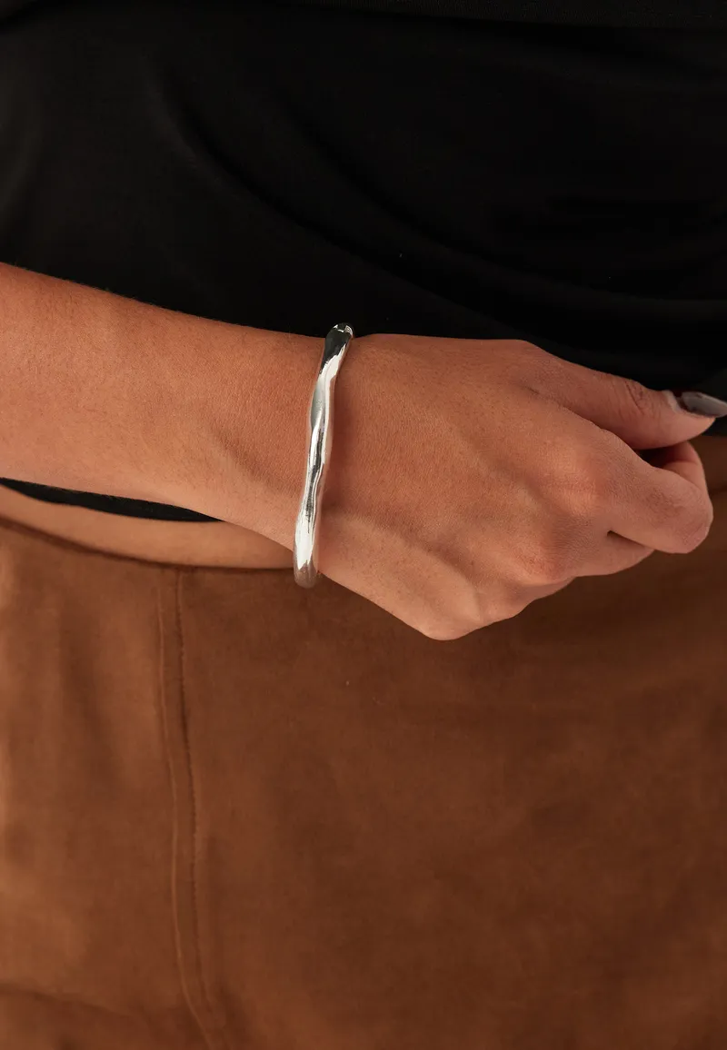 Alternativ bild 0 för Pilgrim HARRISON silverpläterad armring