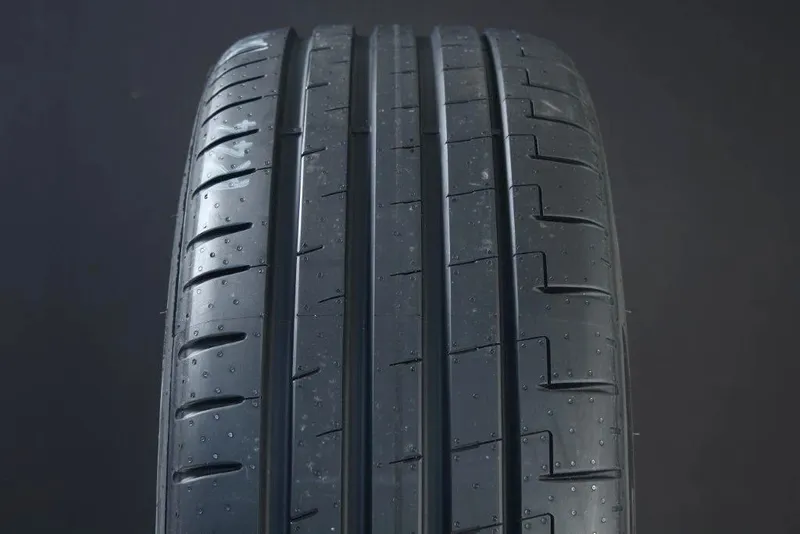 Bild 2 för Pirelli P-Zero Pz5 325/35R22 110Y  (MO)