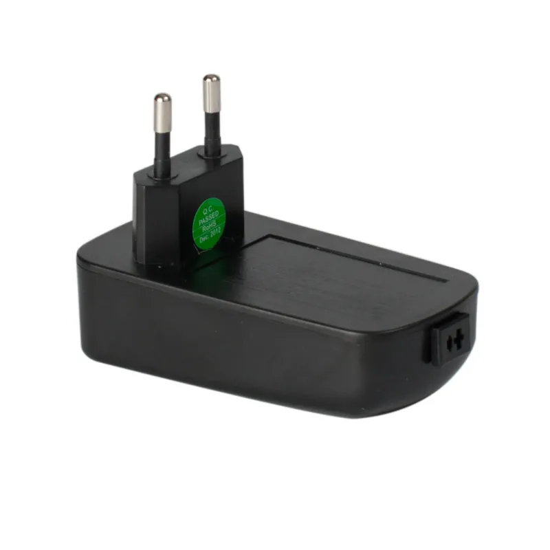 Alternativ bild 0 för Plugin trafo 20-60W din-ingång, svart