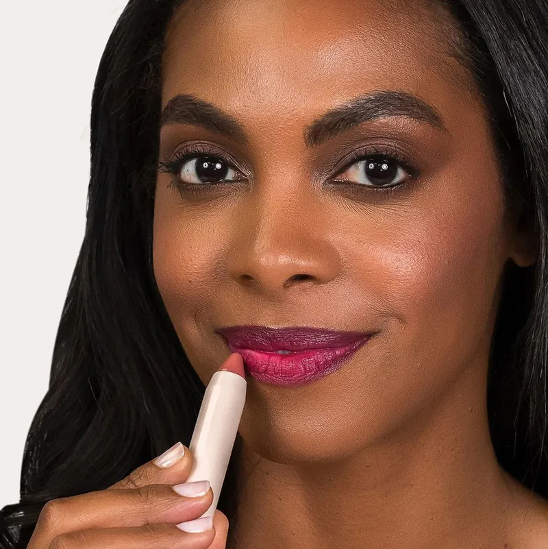 Bild 3 för PÜR Silky Pout Creamy Lip Chubby Sugar Plum 4,65 g