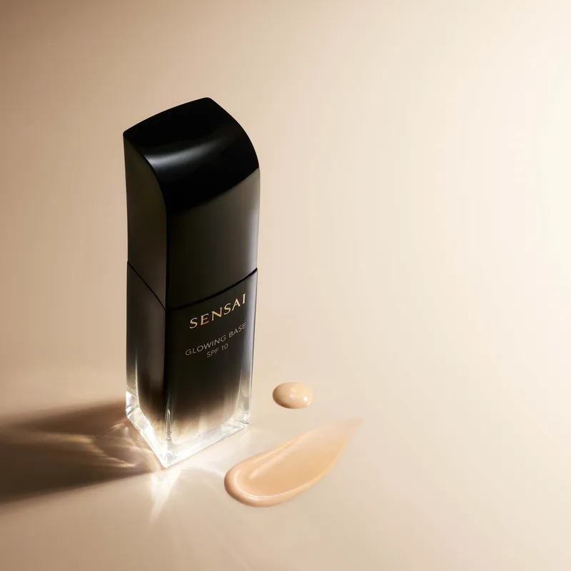Bild 2 för Sensai Glowing Base A 30 ml