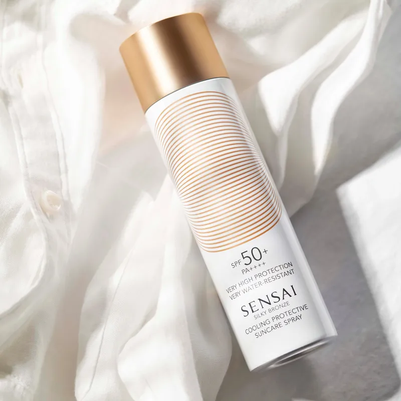 Bild 2 för Sensai Silky Bronze Cooling Protective Suncare Spray SPF 50