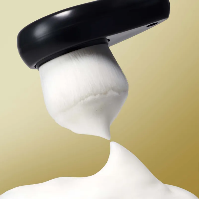 Bild 2 för SENSAI - Ultimate The Creamy Soap + Brush Face Cleanser 125 ml på Skincity.com