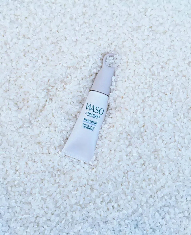 Bild 4 för Shiseido Waso Koshirice Tinted Spot Treatment Subtle Peach 8 ml