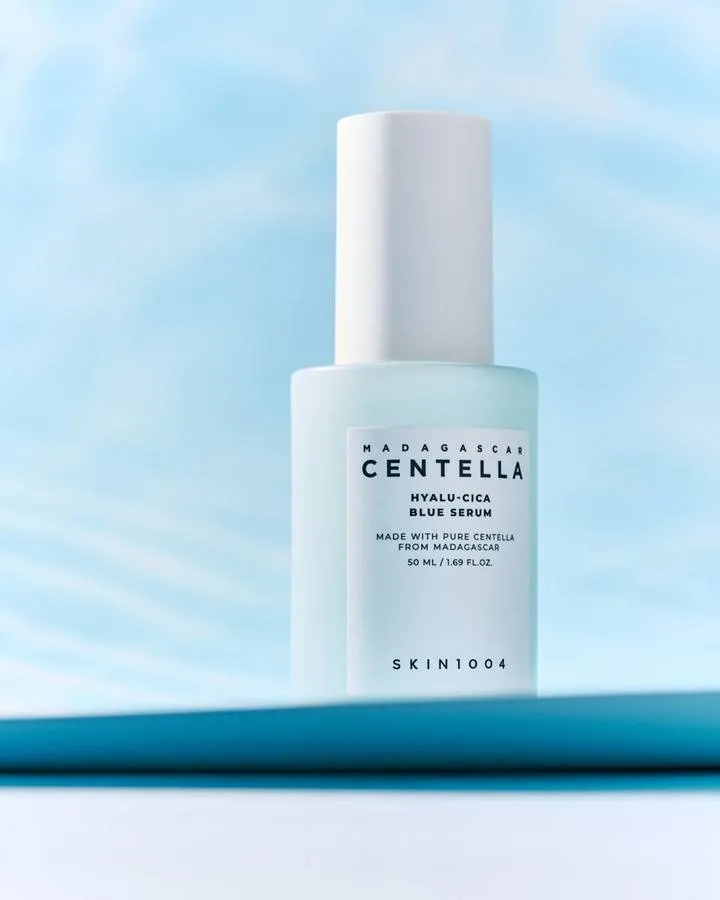 Bild 2 för SKIN1004 Madagascar Centella Hyalu-Cica Blue Serum  50 ml