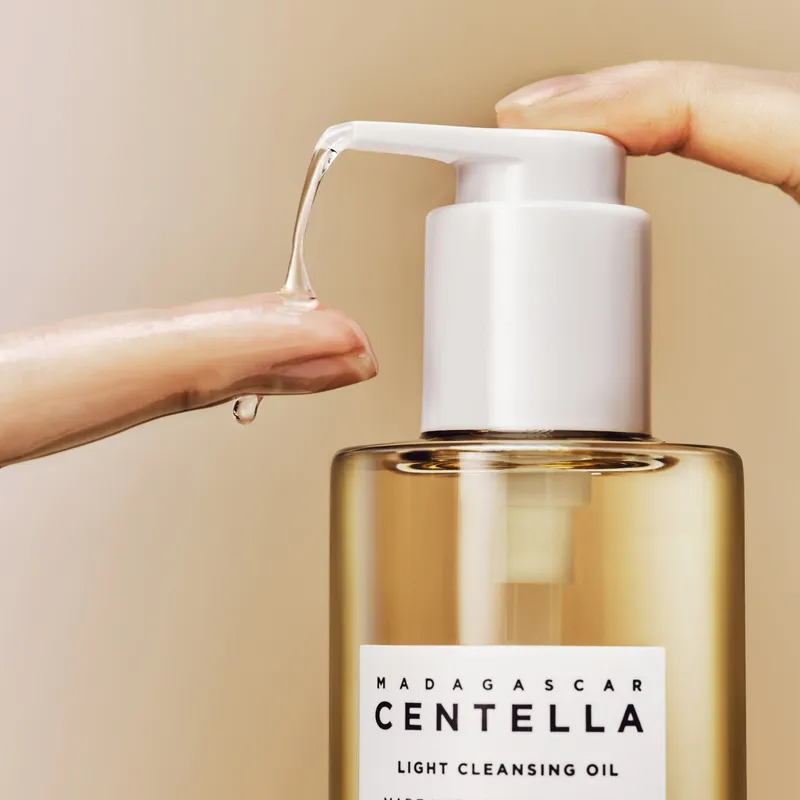 Bild 2 för SKIN1004 Madagascar Centella Light Cleansing Oil  200 ml