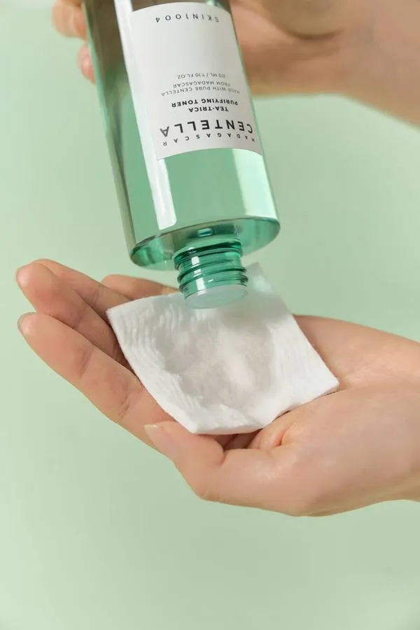 Bild 4 för SKIN1004 Madagascar Centella Tea-Trica Purifying Toner 210 ml