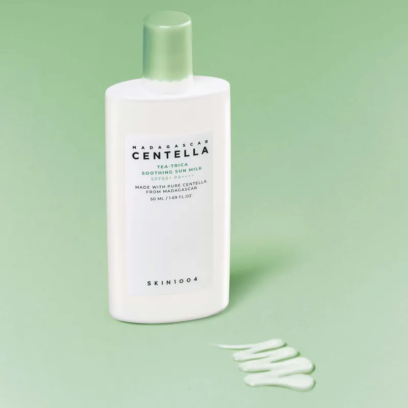 Bild 2 för SKIN1004 - Madagascar Centella Tea-Trica Soothing Sun Milk SPF50+ 50 ml