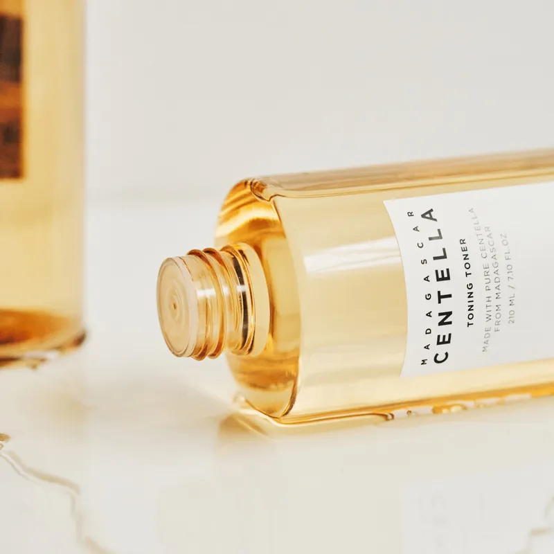 Bild 2 för SKIN1004 Madagascar Centella Toning Toner 210 ml