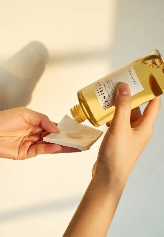Bild 3 för SKIN1004 Madagascar Centella Toning Toner 400 ml