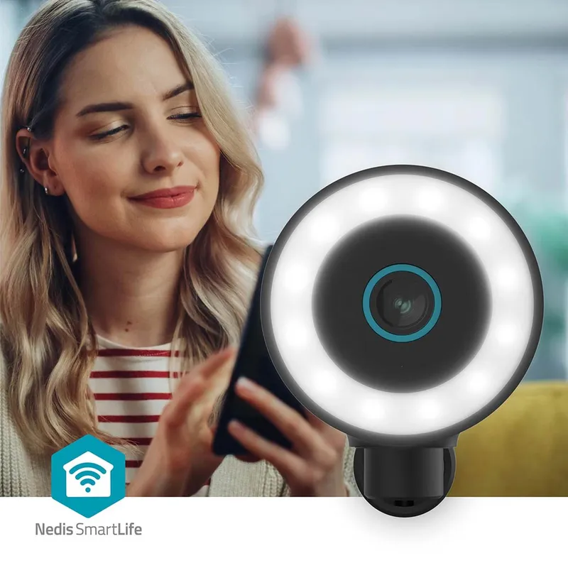 Bild 2 för SmartLife utomhuskamera | Wi-Fi | Spotlight | 4K / 3840x2160 | IP65 | Cloud Storage (tillval) / microSD (ingår ej) / Onvif | 5 V