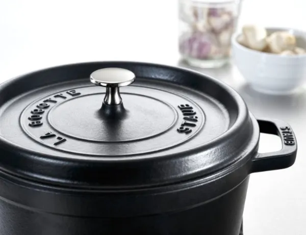 Alternativ bild 0 för Staub Rund Gryta 28 cm 6,7 liter Svart