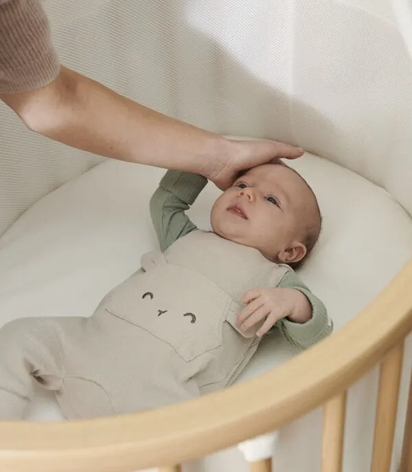 Bild 2 för Stokke Sleepi Mini spjälskydd mesh, vitt
