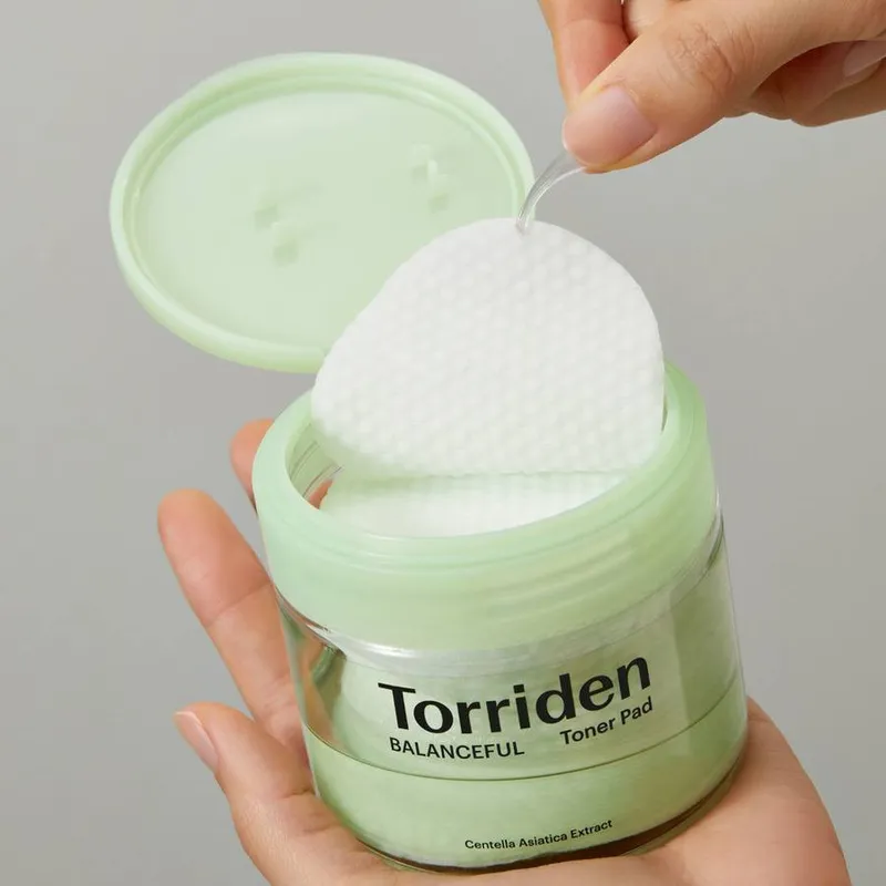 Bild 7 för Torriden Balanceful Cica Toner Pad 180 ml
