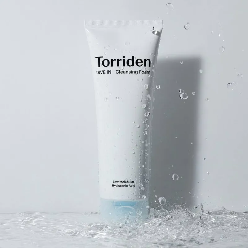Bild 3 för Torriden DIVE-IN Low Molecular Hyaluronic Acid Cleansing Foam 150 ml