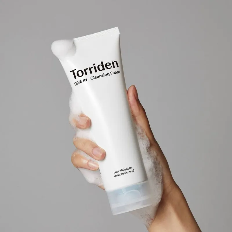 Bild 4 för Torriden DIVE-IN Low Molecular Hyaluronic Acid Cleansing Foam 150 ml