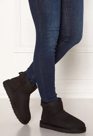 Produktfoto för UGG Classic Mini II Black 36