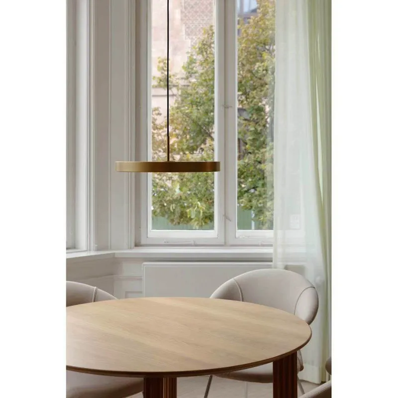 Bild 2 för UMAGE - Asteria Plus Taklampa Medium Brass/Black Top