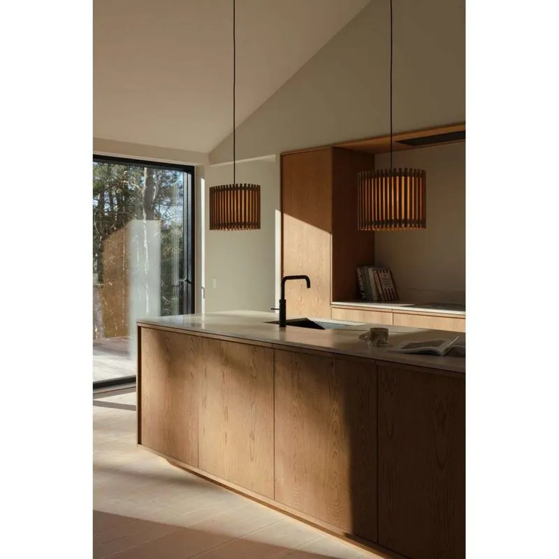 Bild 2 för UMAGE - Komorebi Skärm Medium Circle Dark Oak Umage