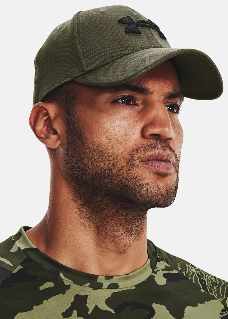 Bild 1 för Under Armour - Grön flexfit Keps - Blitzing Marine Od Green Flexfit @ Hatstore