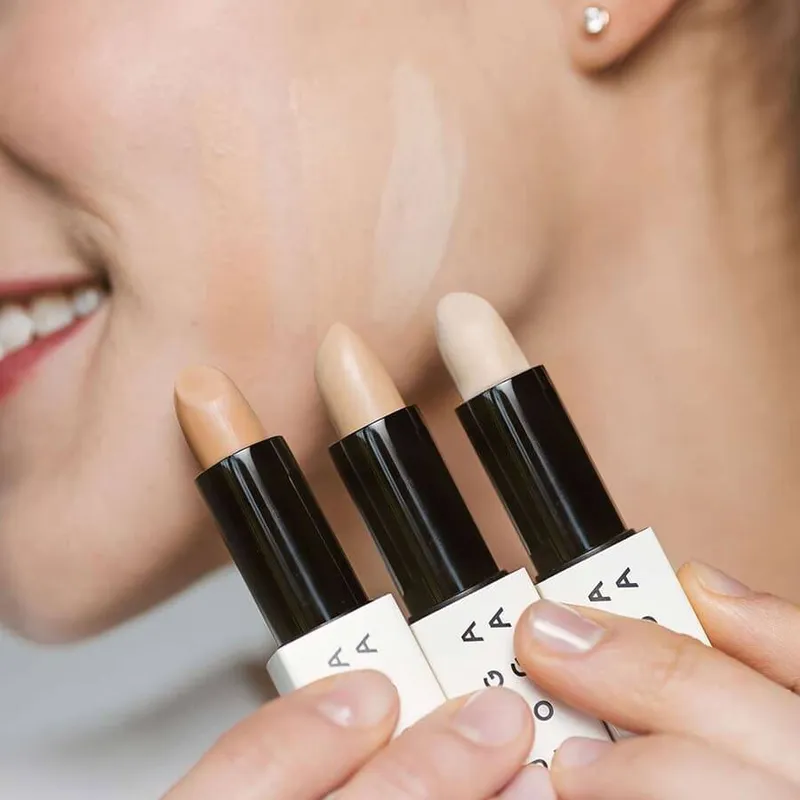 Bild 2 för Uoga Uoga Creamy Stick Concealer Special Agent 001
