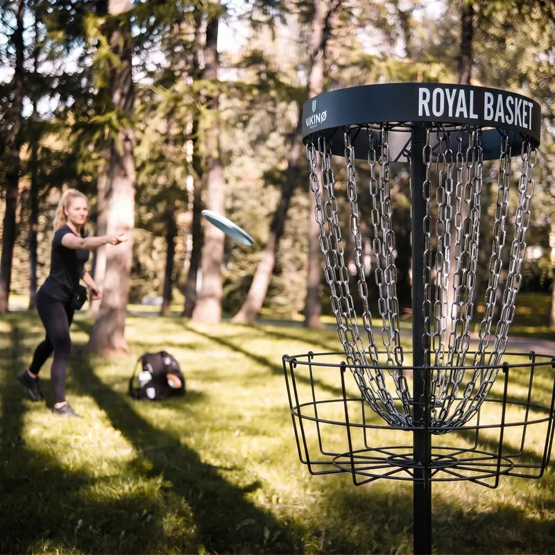 Bild 2 för Viking Discs Royal Basket discgolf korg, Black edition