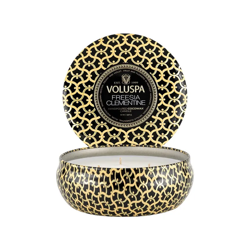 Alternativ bild 0 för Voluspa Freesia Clementine 3-Wick Tin Candle 40h