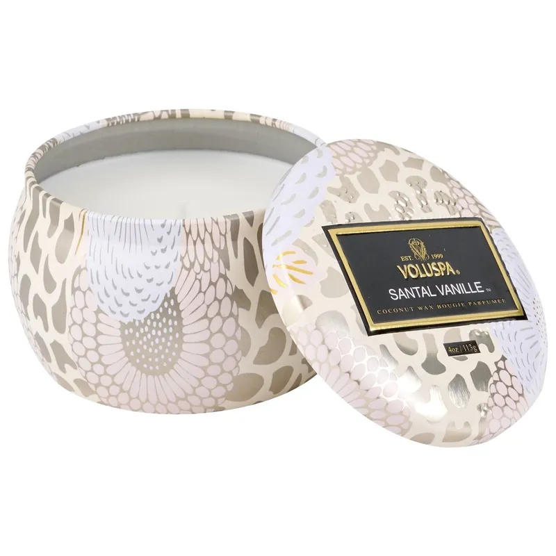 Alternativ bild 0 för Voluspa Santal Vanille Japonica Decorative Tin Candle 25h