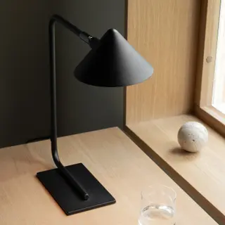 Produktfoto för Watt & Veke Kuro bordslampa Black, Ø14x40 cm