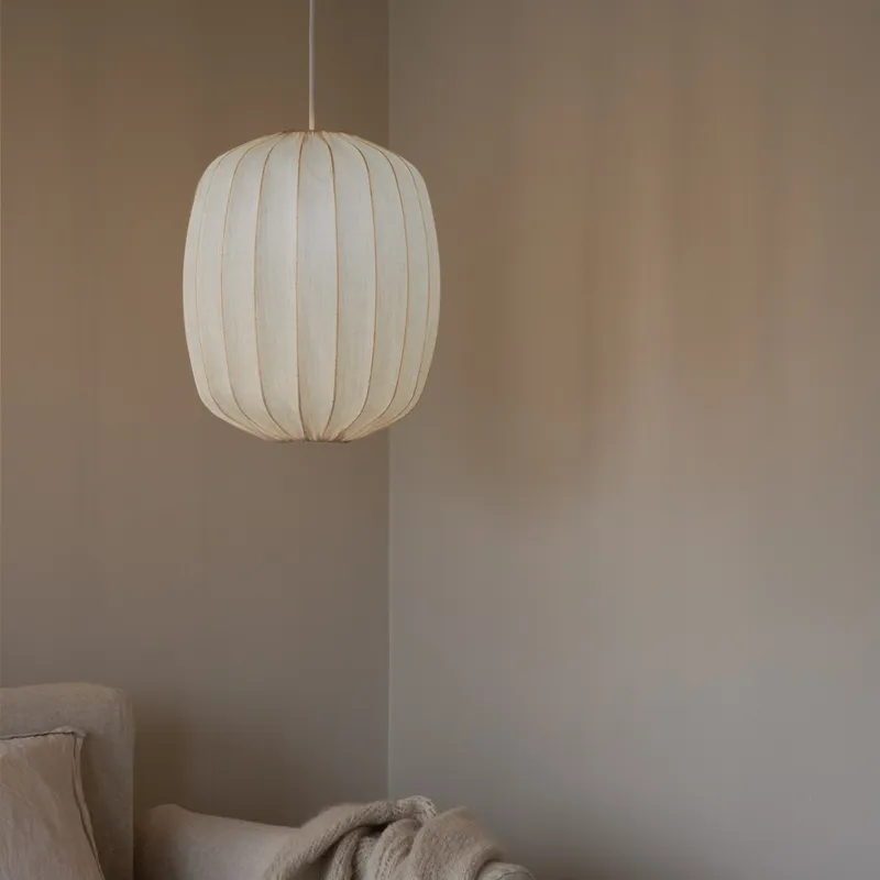 Bild 2 för Watt & Veke Prisma Linen Natural taklampa 35 cm