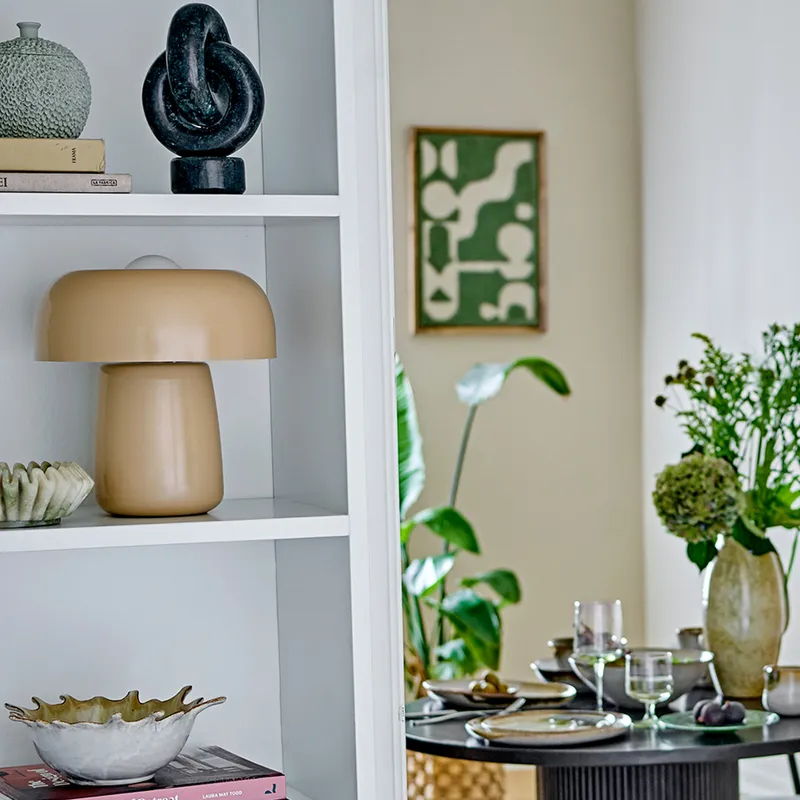 Bild 3 för Ylva bordslampa, beige, höjd 28 cm, järn – Bloomingville - Vardagsrum - Skandinavisk - Metall - Med en ljuskälla