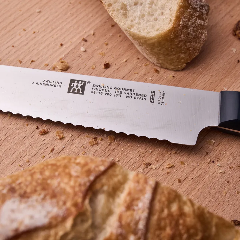 Bild 4 för ZWILLING Gourmet, Brödkniv, 20 cm, Rostfritt stål, 1 styck
