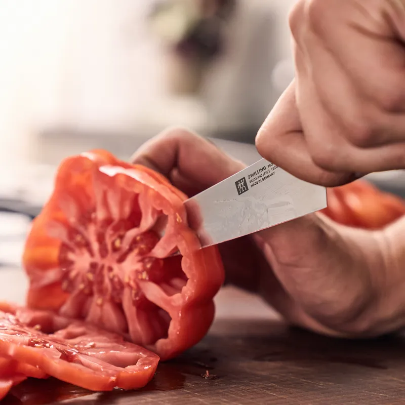 Bild 2 för Zwilling Pro Le Blanc kompakt kockkniv 14 cm