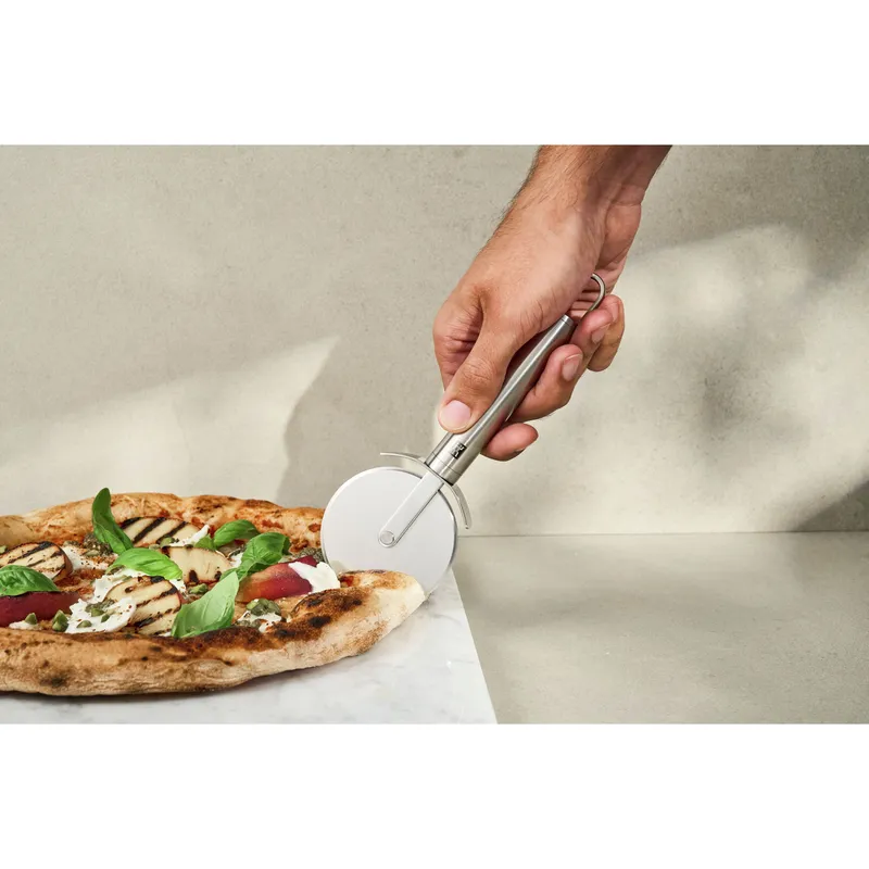 Bild 2 för Zwilling Pro Pizzaskärare 20 cm